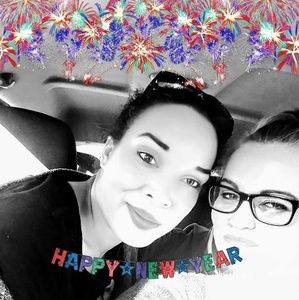 Meet your Posher, Candace